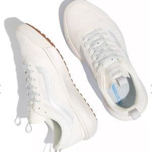 Vans Ultrarange EXO Abalone Dawn Blue/Marshmallow size women’s 8